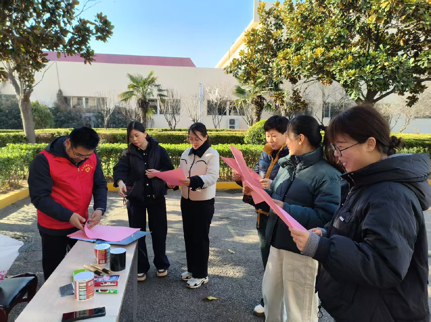 金達(dá)煤礦開(kāi)展“情系女職工  法在你身邊” 普法宣傳活動(dòng)